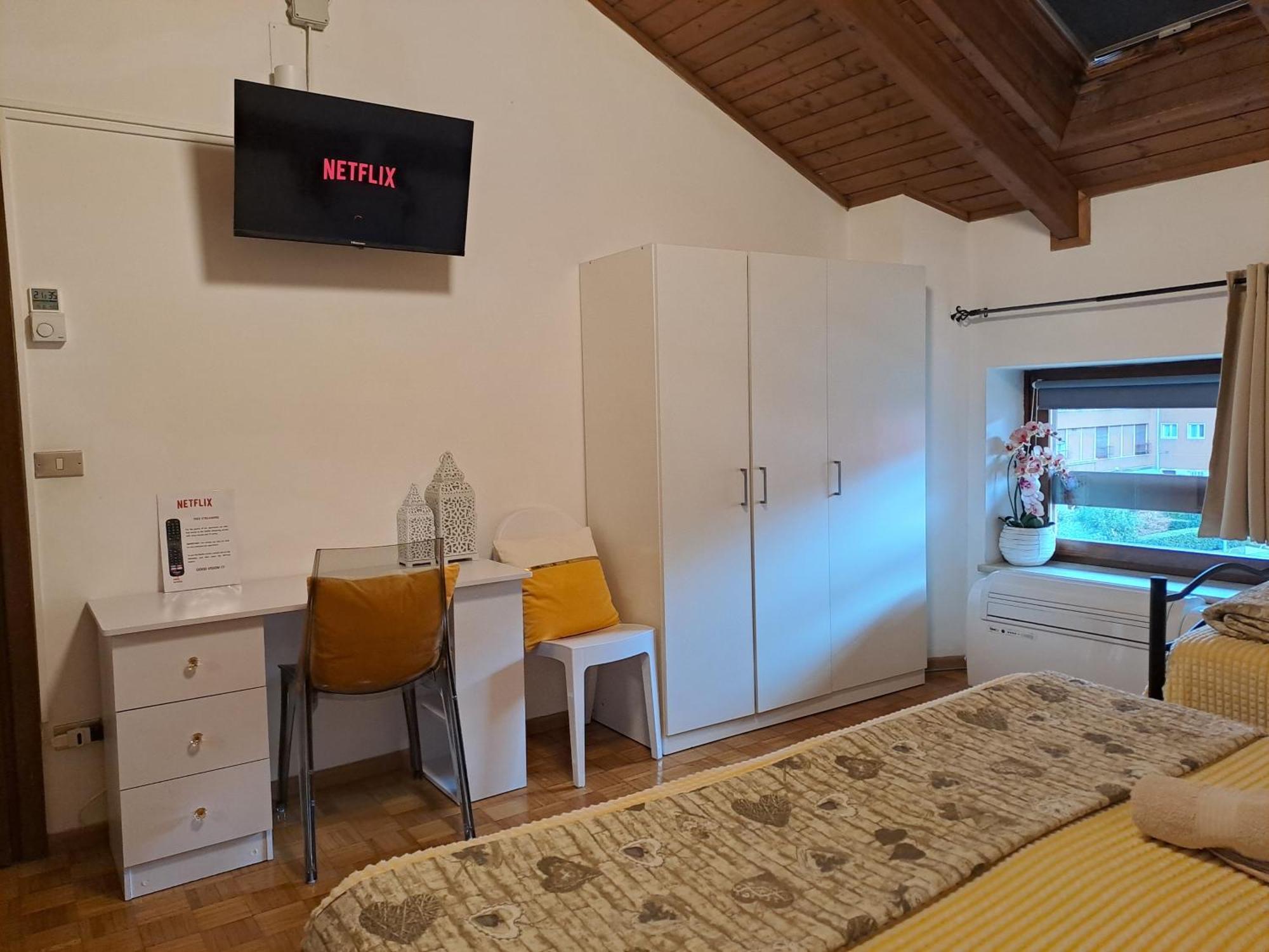 Appartamento Grande Al Ponte. Situato Vicino All'Ospedale, Al Parco E Al Centro Citta Trento Exteriör bild